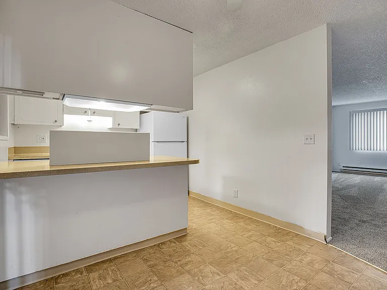 5920 SW Erickson Ave — Photo 7