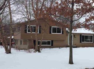 2195 Noon Rd, Jackson, MI 49201