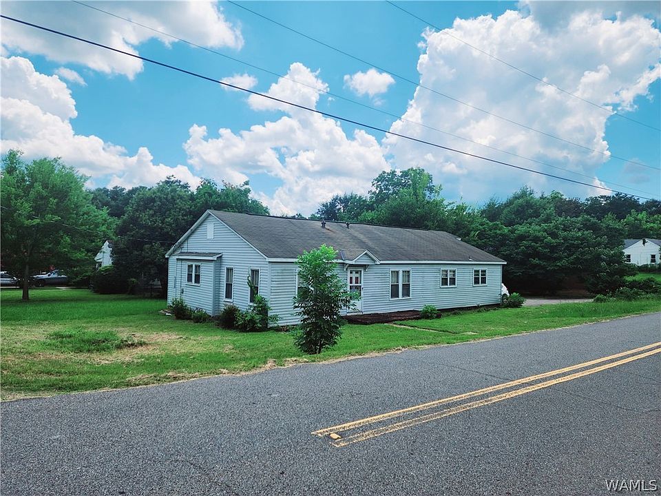 1st image of 2437 10th St E