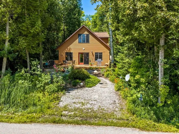5385 W Shore Dr, Sturgeon Bay, WI 54235