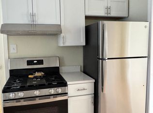 52 Pearl St #2, New Haven, CT 06511