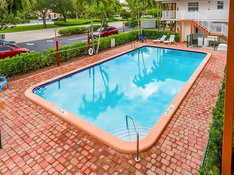 3100 Coral Springs Dr #2H — Photo 33