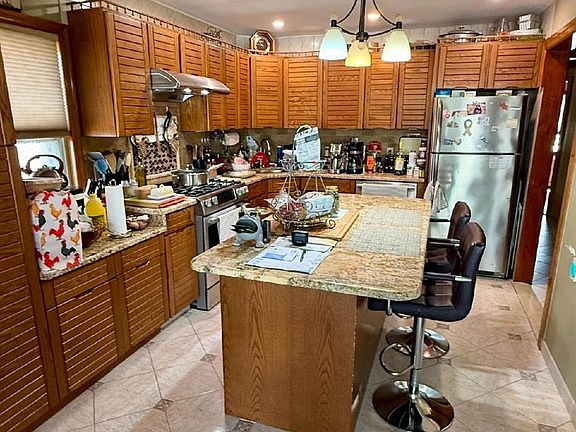 3rd image of 164-07 96th Street