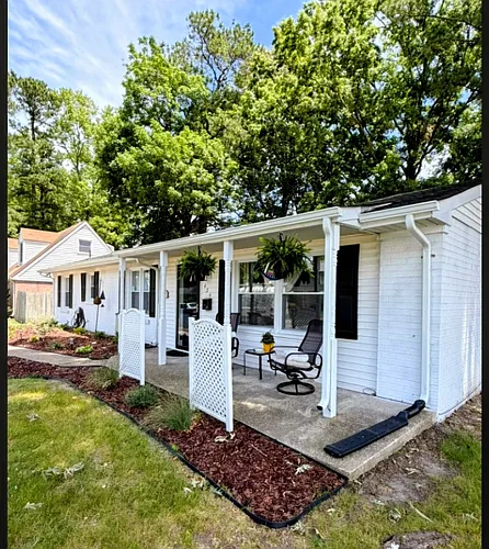 424 Elmont Rd Photo 1 424 Elmont Rd Photo 1