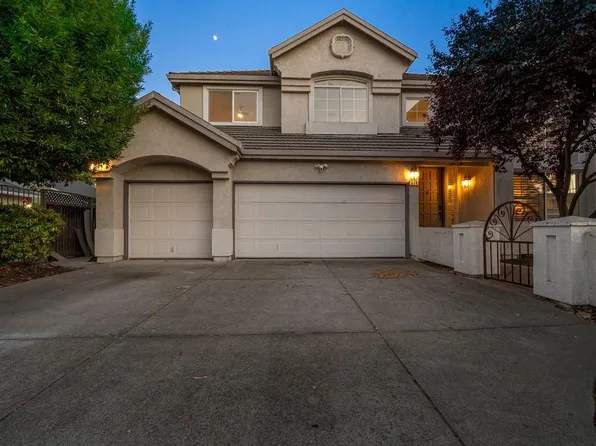 674 W Sunnyoaks Ave, Campbell, CA 95008