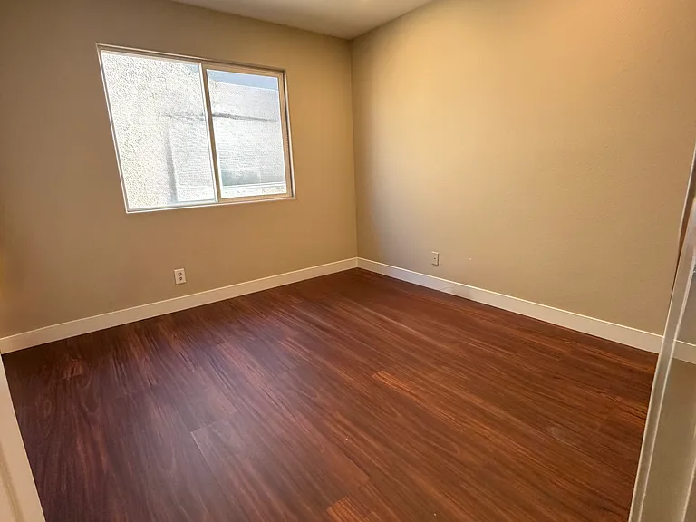 8922 Del Rio Cir — Photo 44