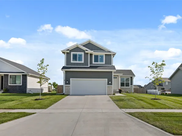 117 13th St NW, Bondurant, IA 50035