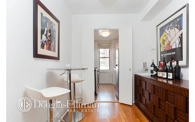 Rented by Douglas Elliman | media 4