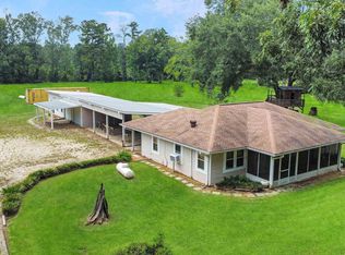 22303 Hull Ln, Holden, LA 70744