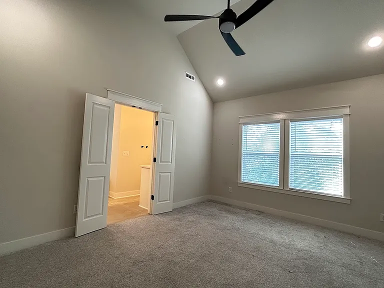 27 Shropshire Dr — Photo 10