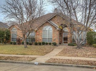 2208 Homestead Dr, Mesquite, TX 75181