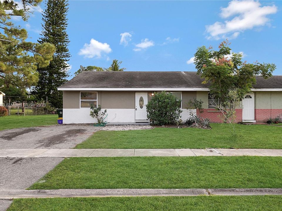 1st image of 4796 Chariot Cir