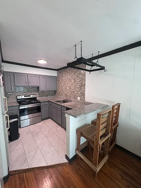2020 Beech Ave #C6