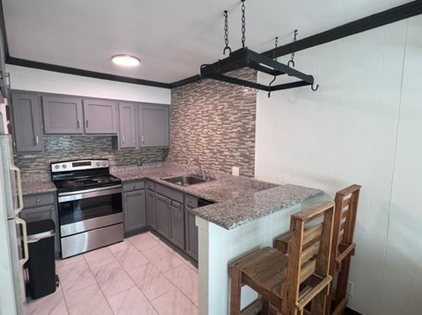 2020 Beech Ave APT C6