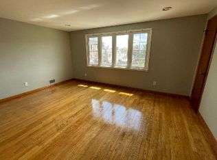 330 Sussex St FLOOR 2, Harrison, NJ 07029