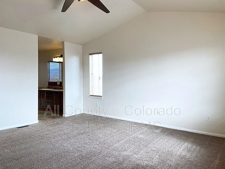 8355 Cedar Chase Dr — Photo 16