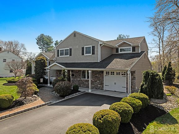 2nd image of 37 Winton Rd