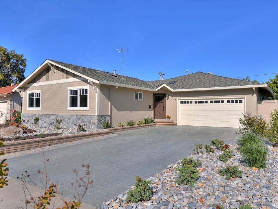 1st image of 1094 Hunterston Pl