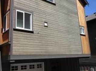 2832A SW Adams St, Seattle, WA 98126