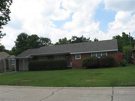 2nd image of 1317 Ann Arbor Dr