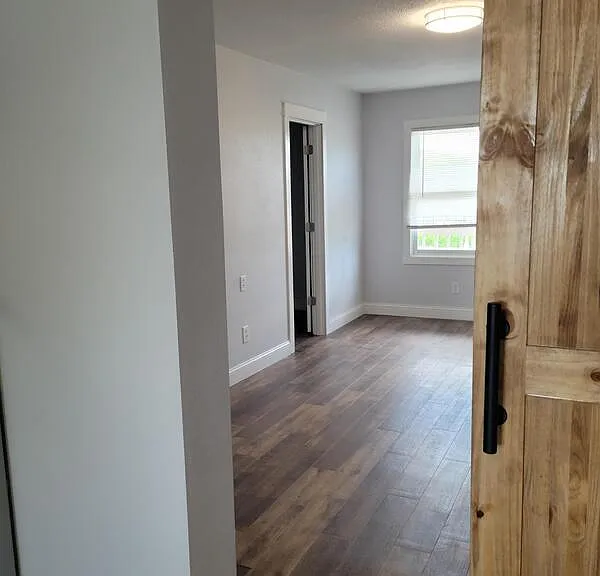 205 Oskaloosa St #207 — Photo 4