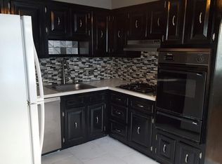 523 Hylan Blvd N, Staten Island, NY