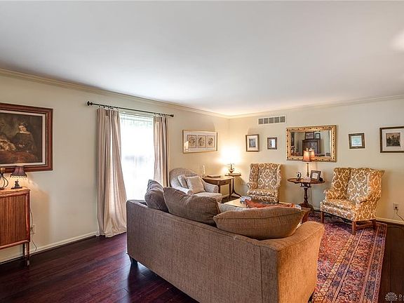4th image of 1573 Tulipwoods Cir