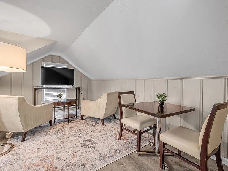 105 Cherrybark Dr — Photo 4
