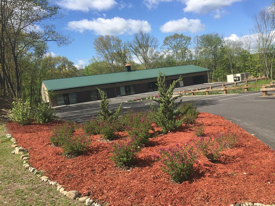2nd image of 1177 New Haven Rd #3