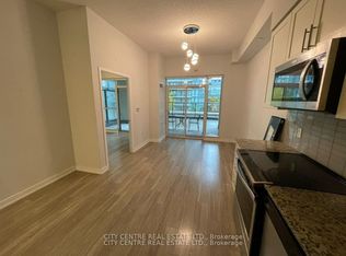 4085 Parkside Village Dr #609, Mississauga, ON L5B 0K9