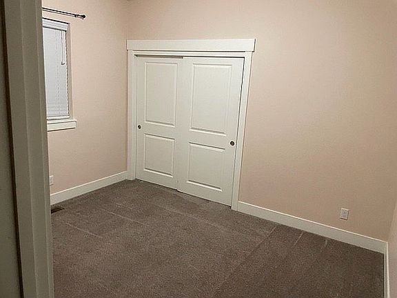 5th image of 16717 Heathrow Pl