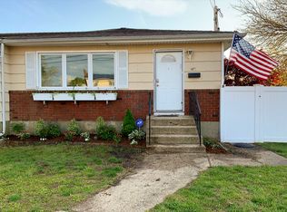 1746 Bellmore Ave, Bellmore, NY 11710