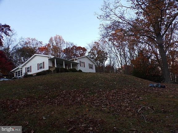 4th image of 10331 Greenwood St