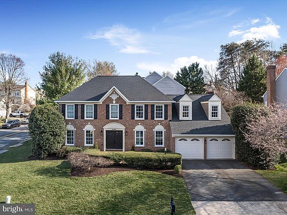 2nd image of 46495 Capelwood Ct