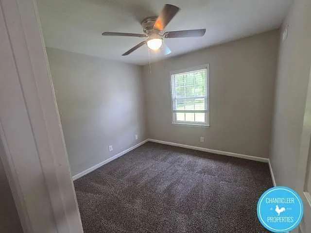 501 Greenbriar Rd #F — Photo 11