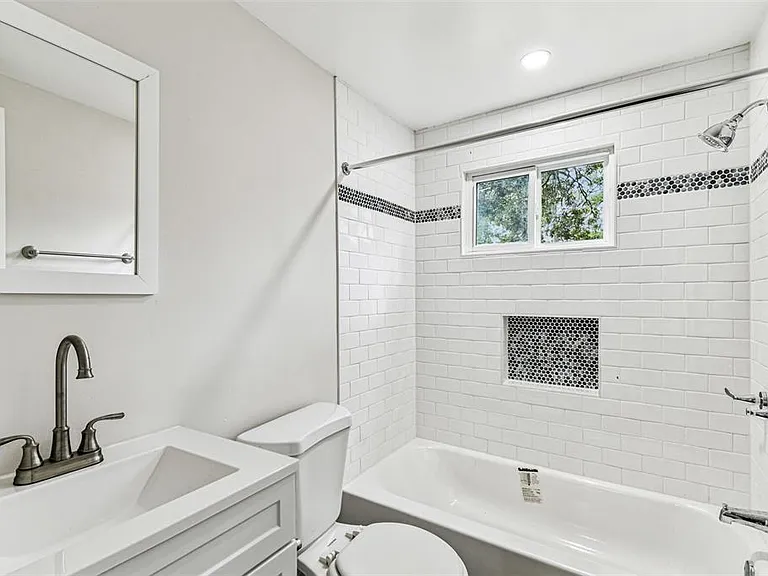 1006 E 26th Ave #1 — Photo 10