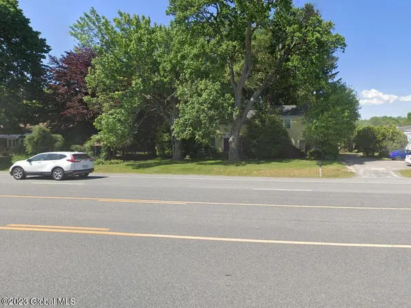 2704-2706 Route 9, Malta, NY 12020