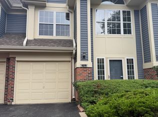 1275 Old Mill Ln, Elk Grove Village, IL 60007