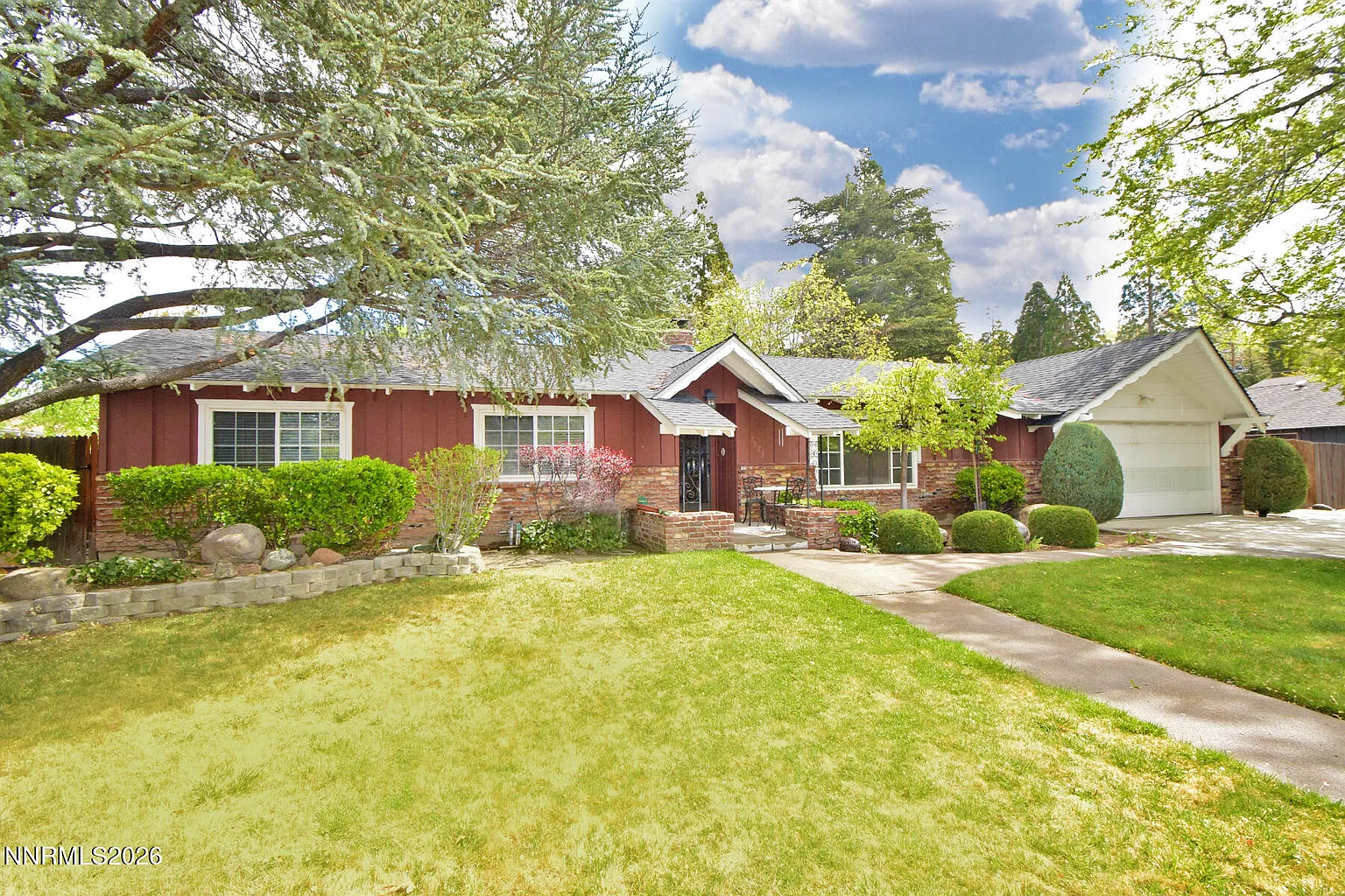 2825 Knight Rd photo 1