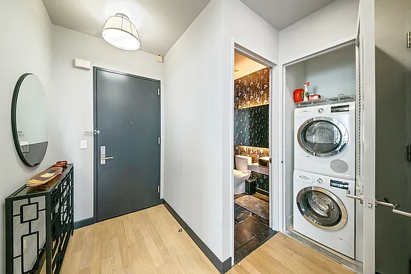 Sold by Maxwell Jacobs | media 10