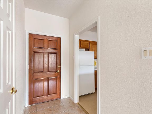 5th image of 2803 Kings Crossing Dr APT 209