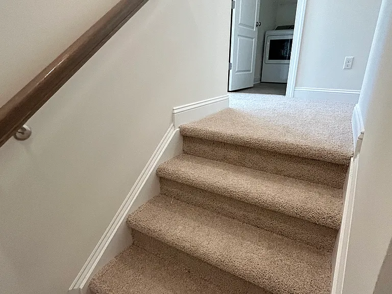 724 Sylvia St — Photo 24