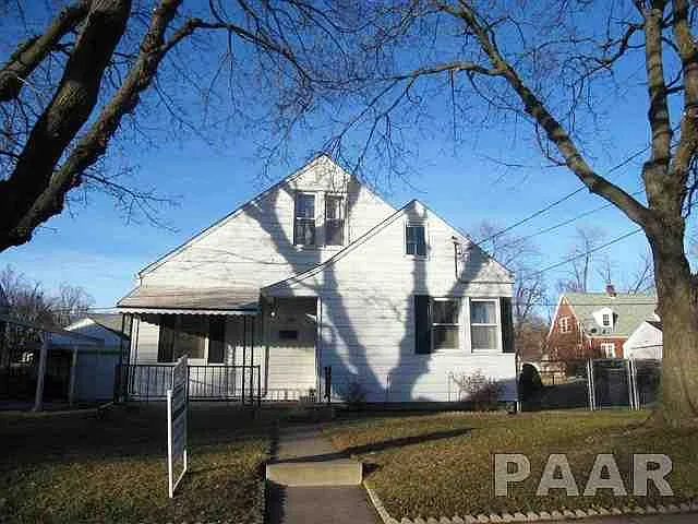 1605 W Willcox Ave photo 1