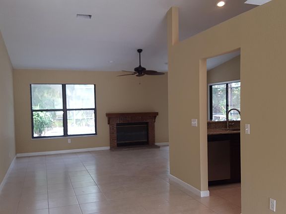 4th image of 1534 SE Sutton Street