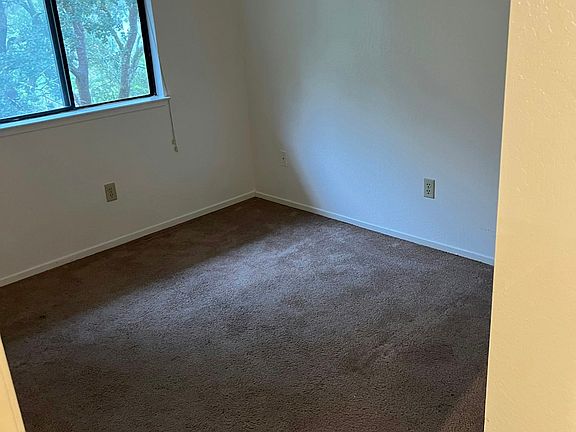 4th image of 4464 Pomo Cir