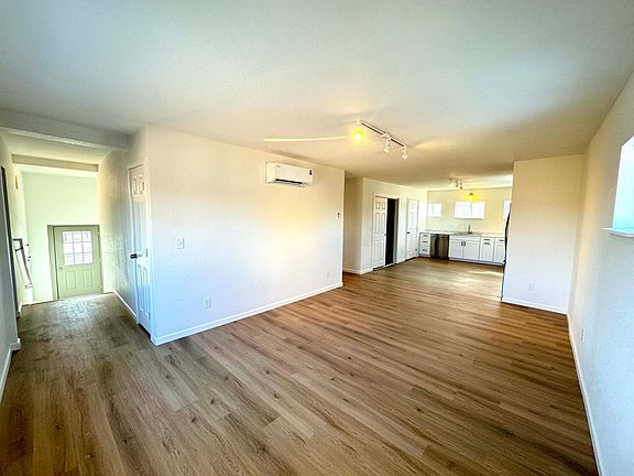 5th image of 601 W Baseline Rd APT A