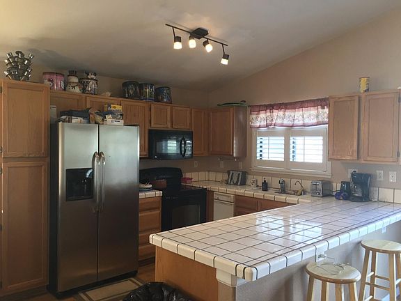 4th image of 2140 Cerra Vista Dr