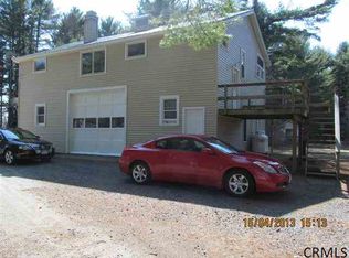 141 Squire Rd, Broadalbin, NY 12025