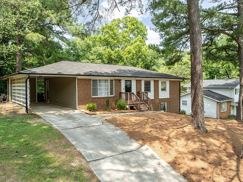 2212 Foxtrot Rd