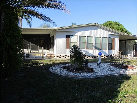 2nd image of 1329 Sanderling Dr
